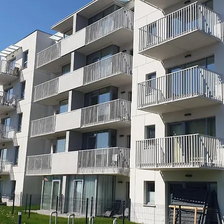 Nowoczesny Z Garazem Morelova Apartamento