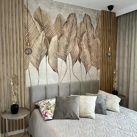 Nowoczesny Z Garazem Morelova Apartamento