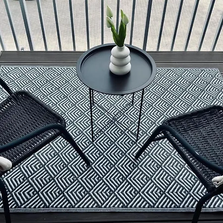 Lägenhet Nowoczesny Z Garazem Morelova